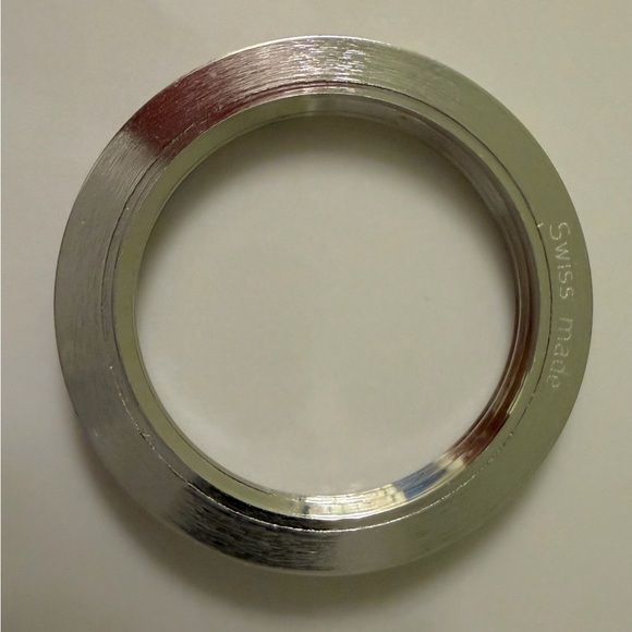 Gucci Silver Metal Bezel “Only